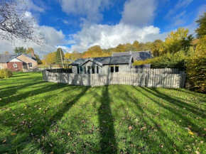 Daisy Cabin